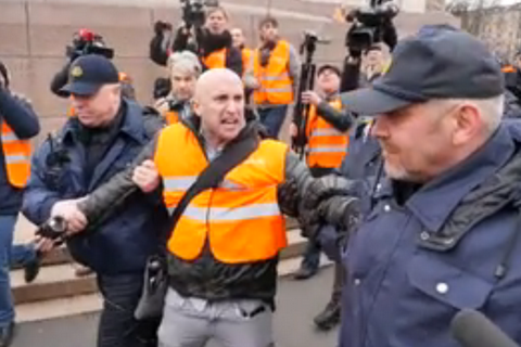 В Латвии задержан Грэм Филлипс