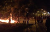 В Мариуполе слышны выстрелы и воет сирена (обновлено)