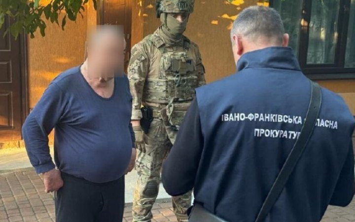 Топпосадовців мерії Івано-Франківська підозрюють у хабарях за будівельні дозволи (доповнено)