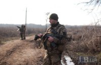 За сутки на Донбассе ранены трое военных