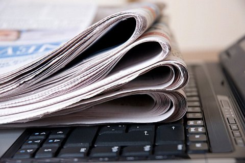 Соціумна правда життя проти звітного шоу