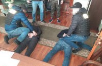 Заступник начальника одного з управлінь Мін'юсту попався на хабарі $20 тис.