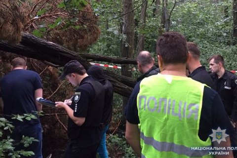 Затриманому за вбивство 16-річної дівчини на Оболоні 54-річному киянину повідомили про підозру