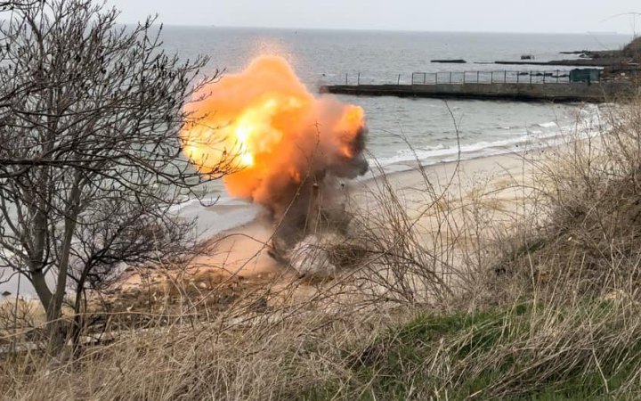 На пляжі Одеси знешкодили міну