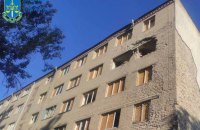 Внаслідок ранкового обстрілу Херсона загинули двоє людей