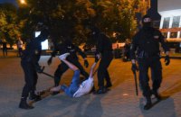 Лукашенко заявил, что выборы прошли "как праздник", и назвал протестующих овцами