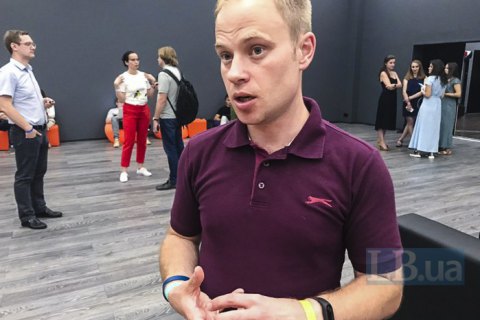 Зеленский созывает внеочередную сессию Рады из-за большого Государственного герба, - Юрчишин 