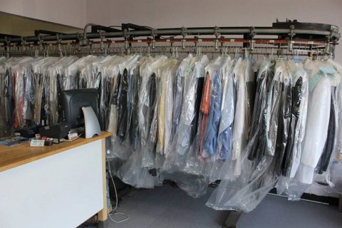 Правительство разрешило работу химчисток в "красных" зонах