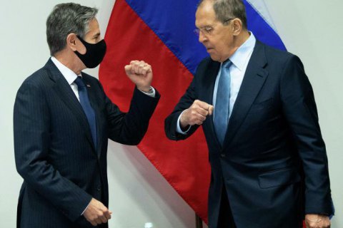 Блинкен выразил Лаврову "глубокую обеспокоенность" развертыванием российских войск в Украине и около нее
