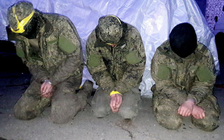 РФ намагається поповнити особовий склад резервістами з 2012 року та набирає рекрутів із Придністровʼя, – британська розвідка