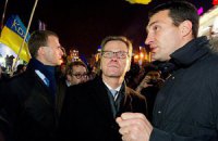 Глава МИД Германии пришел на Майдан 