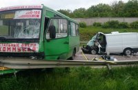 11 людей постраждали в ДТП біля Харкова