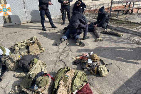 В Киеве диверсанты могут передвигаться на захваченных авто Нацполиции