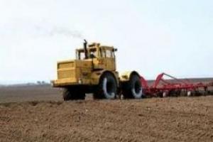 Кабинет министров взялся обеспечить аграриев нефтепродуктами