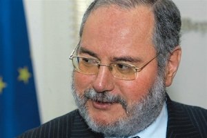 Посол Франции допускает применение санкций к Украине