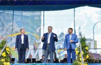 Порошенко уверен, что осенью Украина получит безвизовый режим с ЕС
