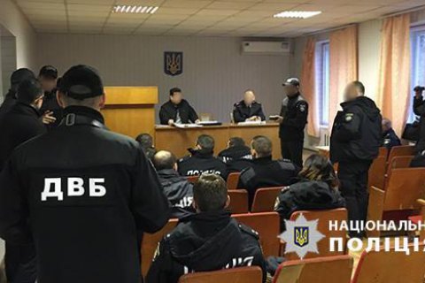 В Закарпатской области шестерых патрульных задержали за систематические взятки