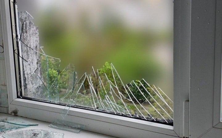 У Києві внаслідок нічної атаки РФ пошкоджено будівлю Київської опери