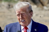 Трамп назвав причину припинення військової допомоги Україні