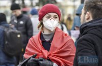 Медицинские маски делают людей более привлекательными, - исследование