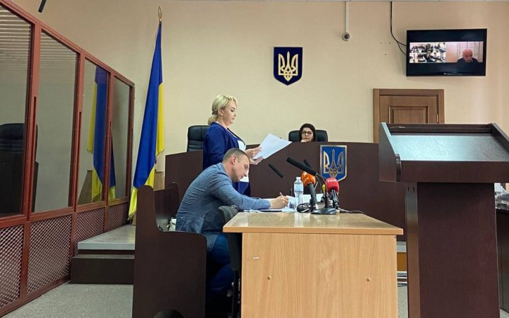 Дружина суддя Тандира начебто перевела гроші дружині загиблого бійця НГУ Бондаренка, але та спростовує цю інформацію