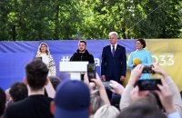 Зеленський виступив на мітингу у центрі Вільнюса