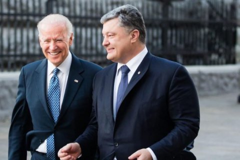 Порошенко привітав Джозефа Байдена
