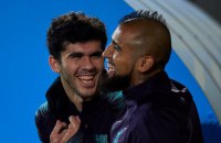 Игрок "Барселоны" обозвал своего партнера по команде "черным ублюдком"