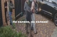 Поставили на коліна й назвали «го**оном»: Бельбас оприлюднив відео початку слідчих дій у його заступника