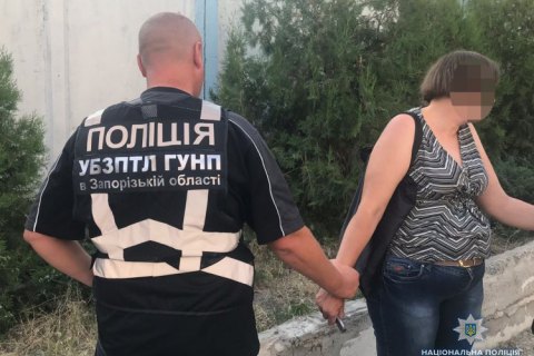 В Запорожье мать пыталась продать сына в трудовое рабство