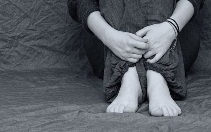 У Японії хочуть підвищити вік згоди на статеві стосунки з 13 до 16 років