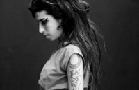 В квартире Эми Уайнхаус наркотиков не обнаружили 