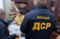 Посадовиця у Чернівецькій області незаконно переправляла за кордон військовозобов’язаних через систему «Шлях», - ОГ