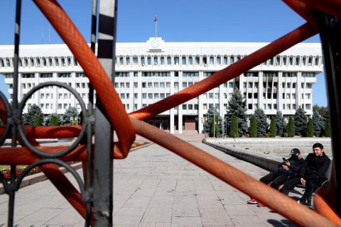В Киргизстане объявили дату досрочных выборов президента