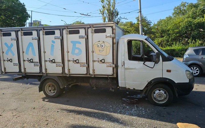 Росіяни атакували дроном хлібовоз у Херсоні і вбили водія