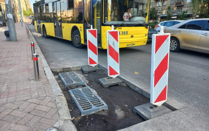 До кінця липня обмежено рух одним з центральних столичних бульварів