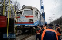 Возле Боярки после столкновения с "УРАЛом" загорелась электричка (обновлено)