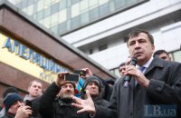 Саакашвили отказали в отводе судей по делу о его статусе в Украине