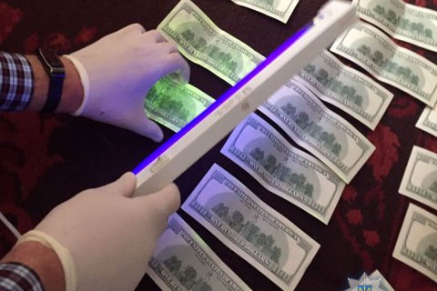 И.о. главы райадминистрации в Черниговской области задержан на взятке $5 тыс.