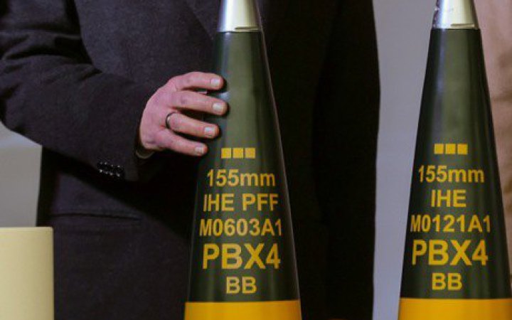 Шольц пообіцяв збільшити військові витрати і віддавати 2% ВВП на потреби НАТО, — Reuters