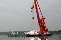 На виході в Чорне море підірвався плавучий кран