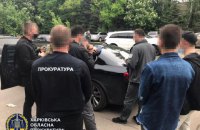 Судью Донецкого окружного админсуда задержали после получения $30 тыс. взятки 