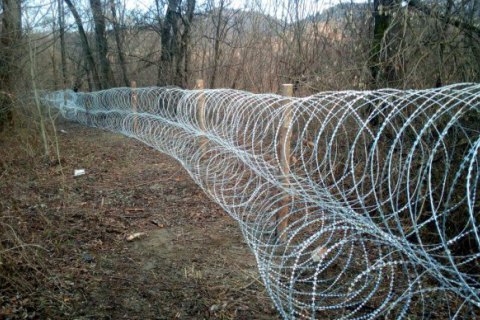 Литва намерена за два года построить стену на границе с Беларусью
