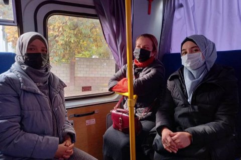 В Крыму задержали слушателей, пришедших на открытое заседание по делу Красногвардейской группы "Хизб ут-Тахрир"