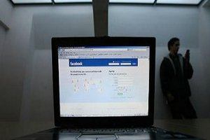 Facebook показал иконки для обозначения однополых браков