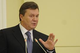 Янукович потребовал установить справедливые тарифы на услуги ЖКХ