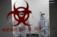 В Україні виявили південноафриканський штам ковіду. Що це означає?