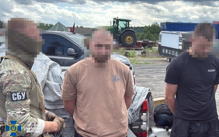 Правоохоронці заблокували ще 7 каналів нелегального продажу зброї в Україні
