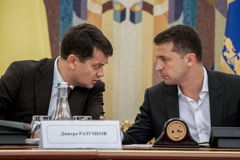 "Бывали более жесткие дискуссии, бывали менее жесткие", - Разумков рассказал о разногласиях во взглядах с Зеленским