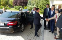 Крымские татары - имея не видим, потерявши - тоже не видим